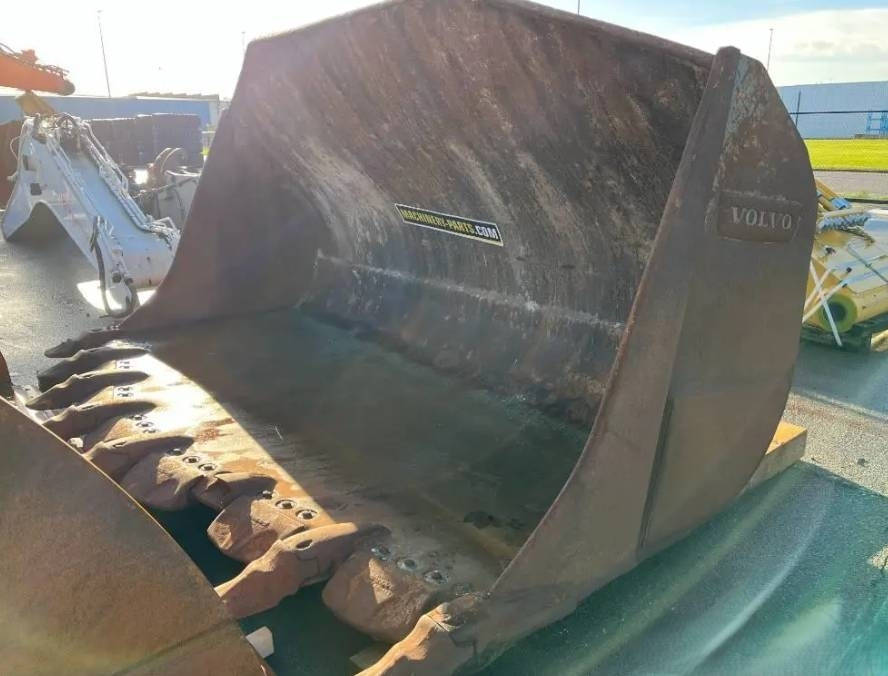 Volvo L350F Rock Bucket (Volvo) - Корпа за Градежна машина: слика 2 Volvo L350F Rock Bucket (Volvo) - Корпа за Градежна машина: слика 2