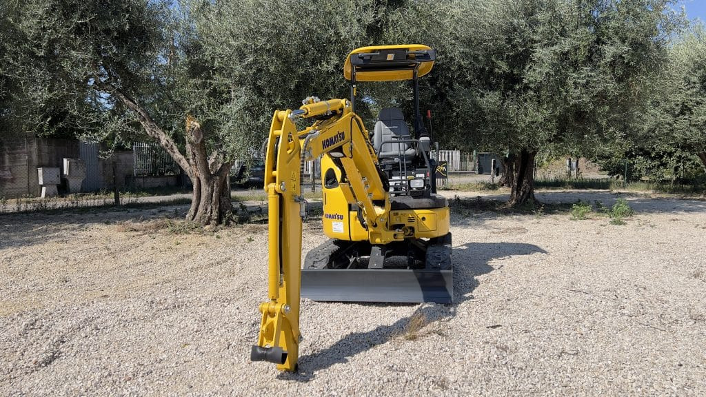 Komatsu PC24MR-5 (tettuccio) - Мини багер: слика 3 Komatsu PC24MR-5 (tettuccio) - Мини багер: слика 3