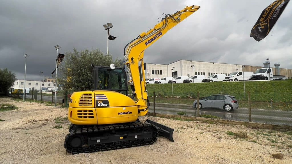 Komatsu PC80 MR-5 - Мини багер: слика 4 Komatsu PC80 MR-5 - Мини багер: слика 4