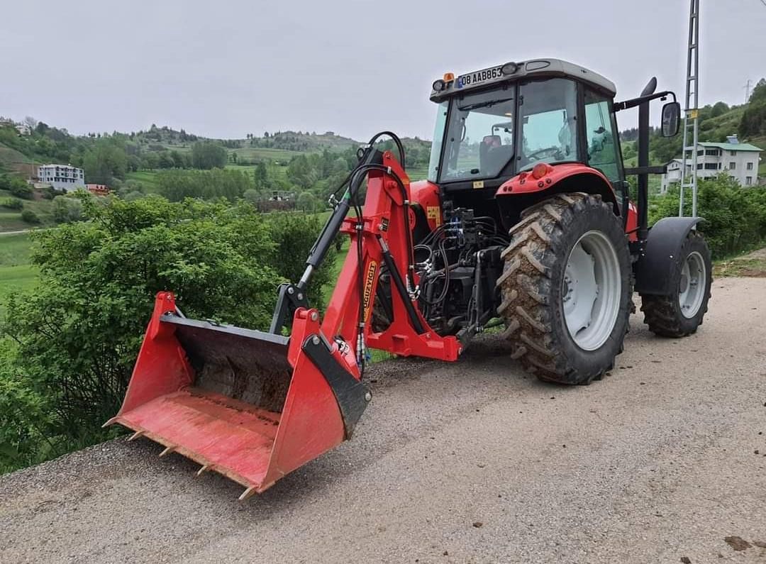 Трактор Novatar Tractor Rear Loader: слика 9