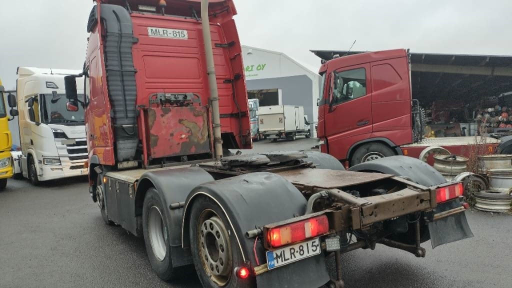 Volvo FH480 6x2 takateli veturi, hydrauliikka,manuaali - Камион влекач: слика 3 Volvo FH480 6x2 takateli veturi, hydrauliikka,manuaali - Камион влекач: слика 3