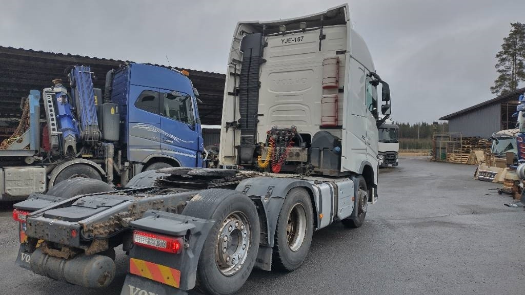 Volvo FH500 6x2 veturi,Euro6 - Камион влекач: слика 3 Volvo FH500 6x2 veturi,Euro6 - Камион влекач: слика 3