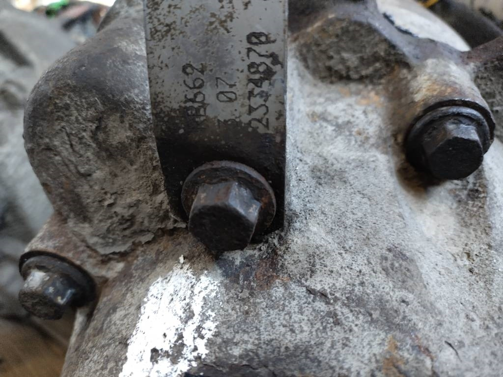 Scania RB662 3,07 - Оска и делови за Камион: слика 2 Scania RB662 3,07 - Оска и делови за Камион: слика 2