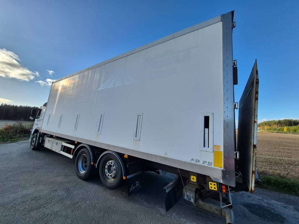 Volvo FM D11 450 6x2 umpikori+pl-nostin - Камион сандучар: слика 3 Volvo FM D11 450 6x2 umpikori+pl-nostin - Камион сандучар: слика 3