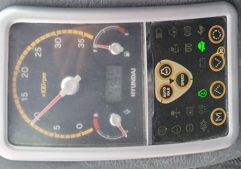 Hyundai ROBEX 55W-9 EXCAVATOR / SPROWADZONY Z FRANCJI - Багер на тркала: слика 3 Hyundai ROBEX 55W-9 EXCAVATOR / SPROWADZONY Z FRANCJI - Багер на тркала: слика 3