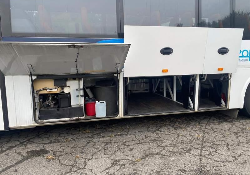 Irisbus EVADYS H / SPROWADZONY/ WC / MANUAL / KLIMA - Патнички вагон автобус: слика 5 Irisbus EVADYS H / SPROWADZONY/ WC / MANUAL / KLIMA - Патнички вагон автобус: слика 5