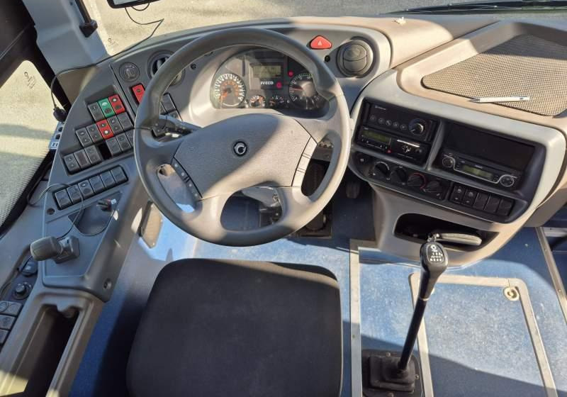 Irisbus RECREO/ SPROWADZONY/ KLIMA / 225 000 KM - Приградски автобус: слика 2 Irisbus RECREO/ SPROWADZONY/ KLIMA / 225 000 KM - Приградски автобус: слика 2