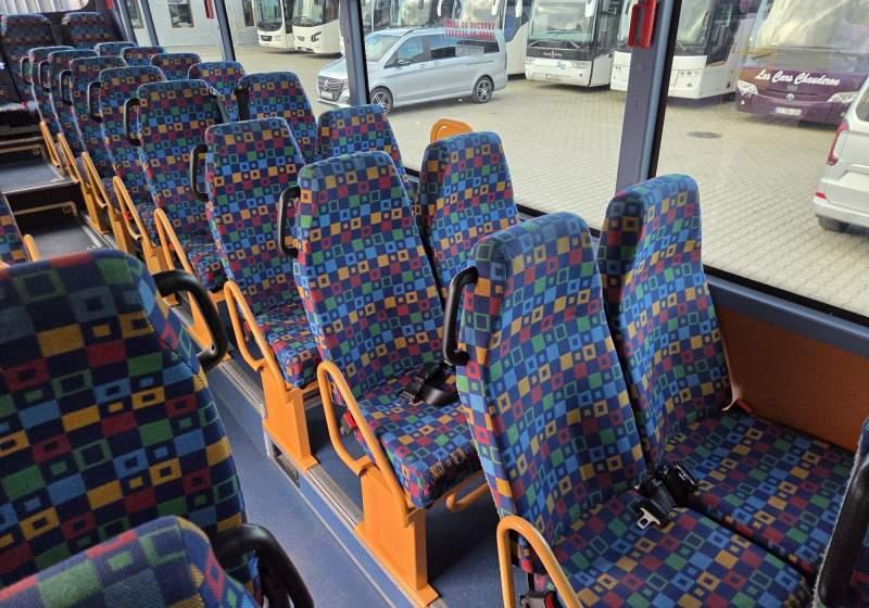 Приградски автобус Irisbus RECREO/ SPROWADZONY/ KLIMA / 251 000 KM: слика 34