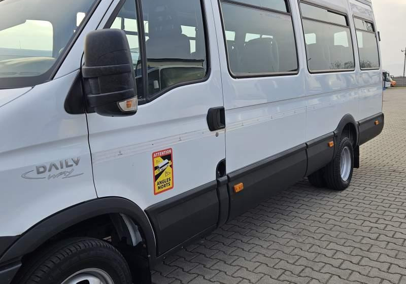Iveco A50C17 DAILY / SPROWADZONE / MANUAL / EEV - Минибус, Патничко комбе: слика 2 Iveco A50C17 DAILY / SPROWADZONE / MANUAL / EEV - Минибус, Патничко комбе: слика 2