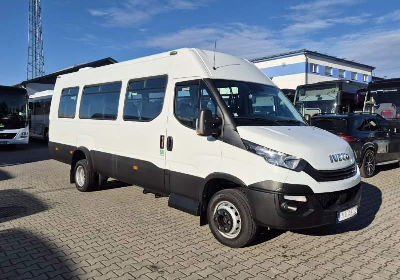 Iveco A60C15 DAILY/SPROWADZONE/EURO 6/92 000 KM / KLIMA - Минибус, Патничко комбе: слика 4 Iveco A60C15 DAILY/SPROWADZONE/EURO 6/92 000 KM / KLIMA - Минибус, Патничко комбе: слика 4