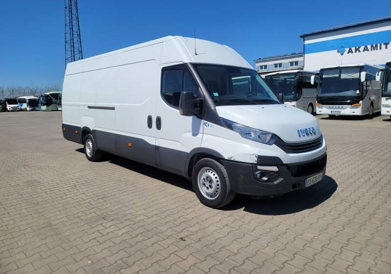 Iveco DAILY 35-140 / SPROWADZONY Z FRANCJI / TEMPOMAT - Товарно комбе: слика 4 Iveco DAILY 35-140 / SPROWADZONY Z FRANCJI / TEMPOMAT - Товарно комбе: слика 4