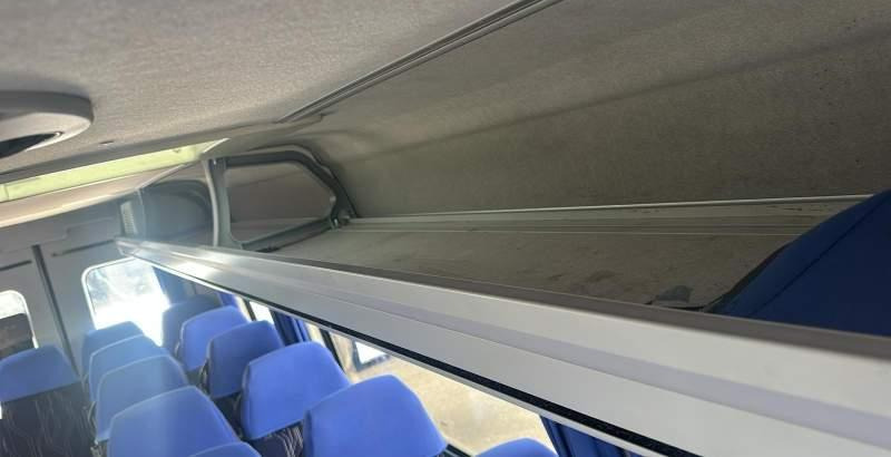 Iveco DAILY/ SPROWADZONE / 2X KLIMA / TV / 108 000 KM - Минибус, Патничко комбе: слика 3 Iveco DAILY/ SPROWADZONE / 2X KLIMA / TV / 108 000 KM - Минибус, Патничко комбе: слика 3