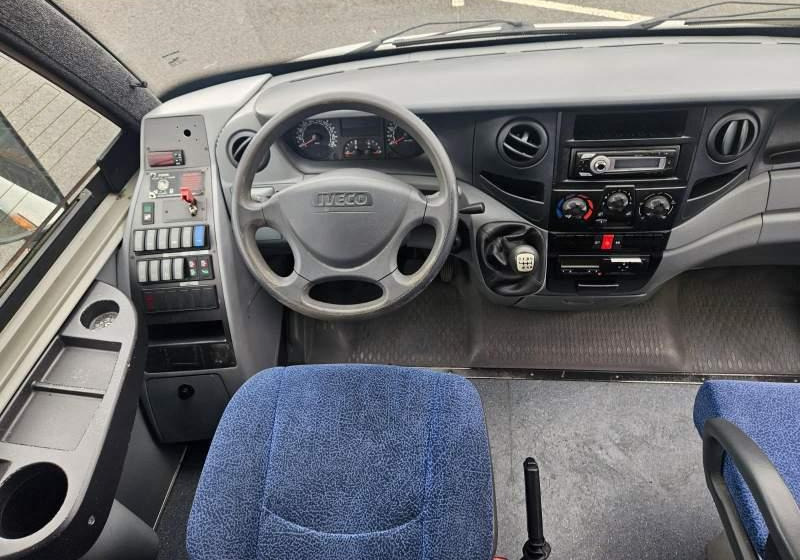Iveco WING / SPROWADZONY/ 34 MIEJSCA/ MANUAL - Минибус, Патничко комбе: слика 4 Iveco WING / SPROWADZONY/ 34 MIEJSCA/ MANUAL - Минибус, Патничко комбе: слика 4