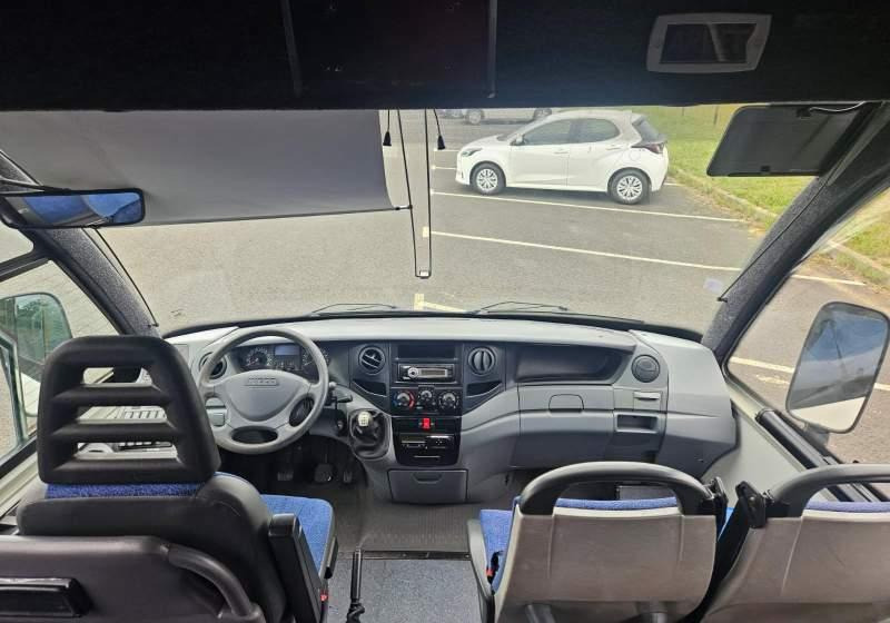 Iveco WING / SPROWADZONY/ 34 MIEJSCA/ MANUAL - Минибус, Патничко комбе: слика 2 Iveco WING / SPROWADZONY/ 34 MIEJSCA/ MANUAL - Минибус, Патничко комбе: слика 2