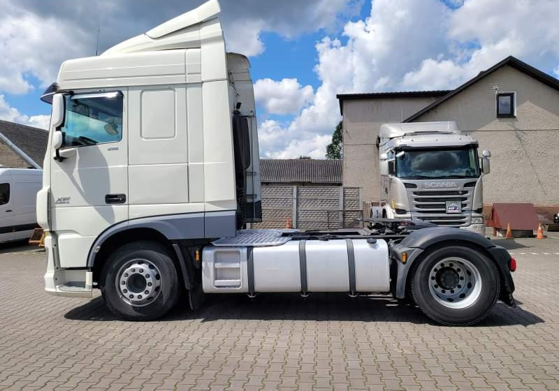 DAF XF510 SPACE CAB / SPROWADZONY / MANUAL / RETARDER - Камион влекач: слика 5 DAF XF510 SPACE CAB / SPROWADZONY / MANUAL / RETARDER - Камион влекач: слика 5