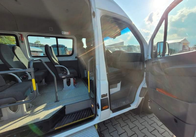 Mercedes-Benz 513 SPRINTER TRANSFER / SPROWADZONY/ MANUAL - Минибус, Патничко комбе: слика 4 Mercedes-Benz 513 SPRINTER TRANSFER / SPROWADZONY/ MANUAL - Минибус, Патничко комбе: слика 4