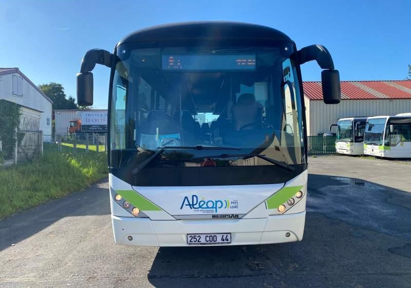 Neoplan TRENDLINER / SPROWADZONY / KLIMATYZACJA/ MANUAL - Приградски автобус: слика 5 Neoplan TRENDLINER / SPROWADZONY / KLIMATYZACJA/ MANUAL - Приградски автобус: слика 5