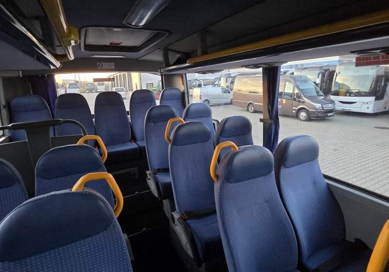 Otokar VECTIO / SPROWADZONY Z POŁUDNIA FRANCJI/ MANUAL - Минибус, Патничко комбе: слика 4 Otokar VECTIO / SPROWADZONY Z POŁUDNIA FRANCJI/ MANUAL - Минибус, Патничко комбе: слика 4