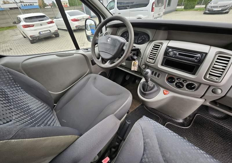 Renault TRAFIC 2.0 DCI 90 COMBI L2H1 / SPROWADZONY - Минибус, Патничко комбе: слика 4 Renault TRAFIC 2.0 DCI 90 COMBI L2H1 / SPROWADZONY - Минибус, Патничко комбе: слика 4