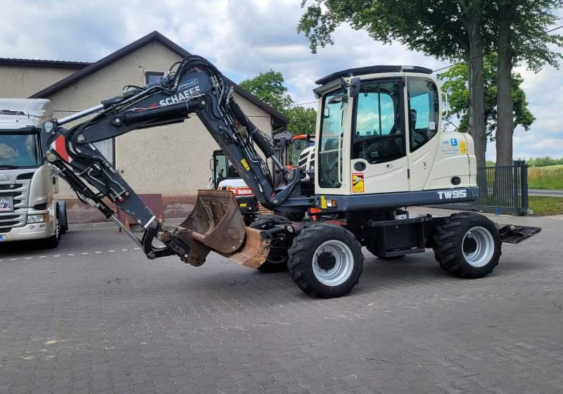 Schaeff TW95 / SPROWADZONA Z FRANCJI/ 6 500 MTH - Багер на тркала: слика 1 Schaeff TW95 / SPROWADZONA Z FRANCJI/ 6 500 MTH - Багер на тркала: слика 1