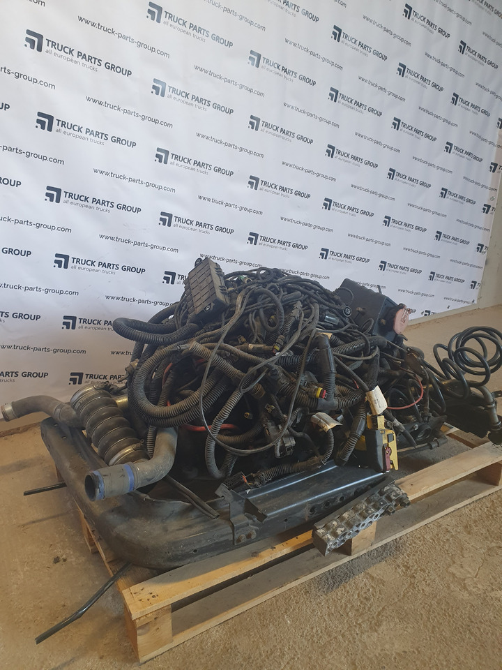 IVECO IVECO STRALIS EURO6 complete wiring harness, engine wiring, cab wiring, wiring set, frame wiring, cables 5801679758, 5801801250, 5801692062, 5801725016, 5801418770, 5801270108, 41246407, 41242608, 412 - Појас за кабел/ Жица за Камион: слика 3 IVECO IVECO STRALIS EURO6 complete wiring harness, engine wiring, cab wiring, wiring set, frame wiring, cables 5801679758, 5801801250, 5801692062, 5801725016, 5801418770, 5801270108, 41246407, 41242608, 412 - Појас за кабел/ Жица за Камион: слика 3