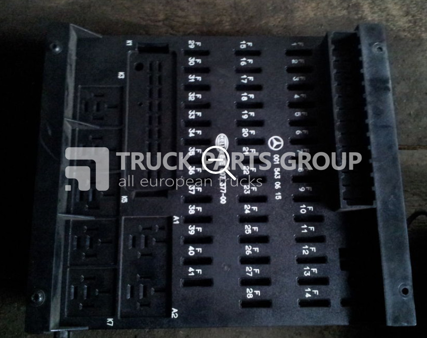 MERCEDES-BENZ Atego EURO2, EURO3 electric center base module OM904LA, OM906LA fuse block - Осигурач за Камион: слика 1 MERCEDES-BENZ Atego EURO2, EURO3 electric center base module OM904LA, OM906LA fuse block - Осигурач за Камион: слика 1