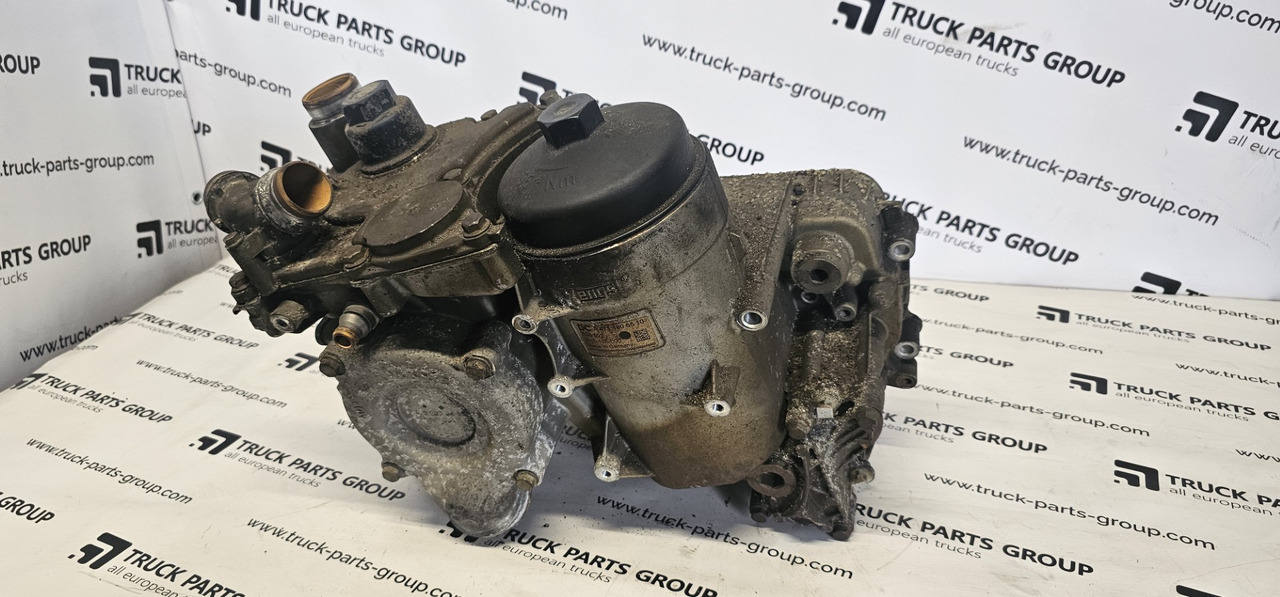 Mercedes Benz Actros MP4 EURO6, EURO 6 emission oil filter housing, oil cooler , 4711800712, 4711800012, 4711800212, 4711800312, 4711704710, 4711800265, 4711801065, 4721840380, 4721841980, 4721800309, - Ладилник за масло за Камион: слика 1 Mercedes Benz Actros MP4 EURO6, EURO 6 emission oil filter housing, oil cooler , 4711800712, 4711800012, 4711800212, 4711800312, 4711704710, 4711800265, 4711801065, 4721840380, 4721841980, 4721800309, - Ладилник за масло за Камион: слика 1