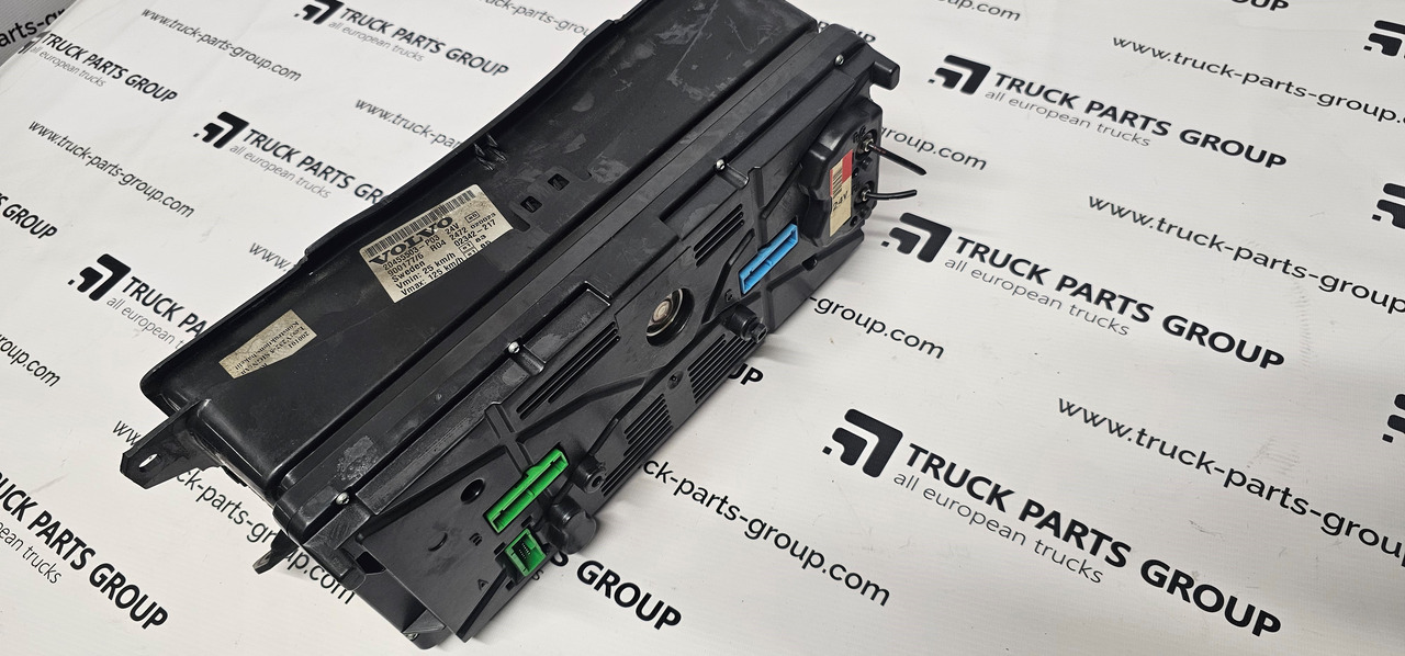 VOLVO FH12, combination kit, instrument panel, dashboard 20739274 - Контролна табла за Камион: слика 2 VOLVO FH12, combination kit, instrument panel, dashboard 20739274 - Контролна табла за Камион: слика 2