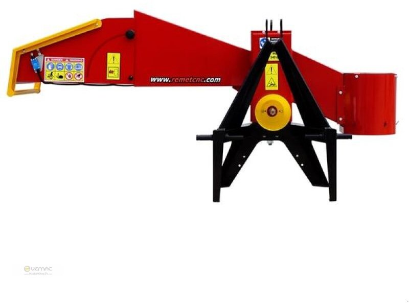 Remet Holzhacker Remet R-100 Hacker Grobhäcksler Holzhäcksler NEU - Кршач на дрва: слика 3 Remet Holzhacker Remet R-100 Hacker Grobhäcksler Holzhäcksler NEU - Кршач на дрва: слика 3