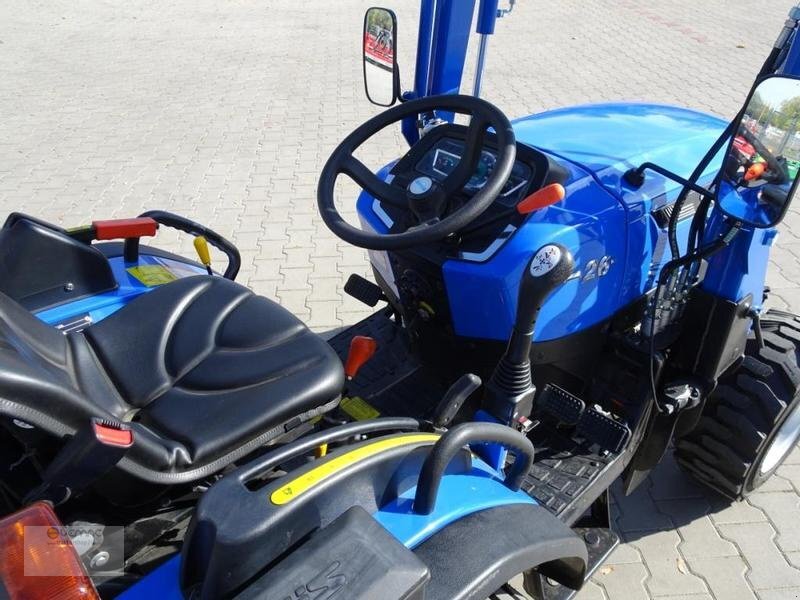 Solis Solis 26 26PS NEU Traktor Schlepper Frontlader Industrie NEU - Мини трактор: слика 4 Solis Solis 26 26PS NEU Traktor Schlepper Frontlader Industrie NEU - Мини трактор: слика 4