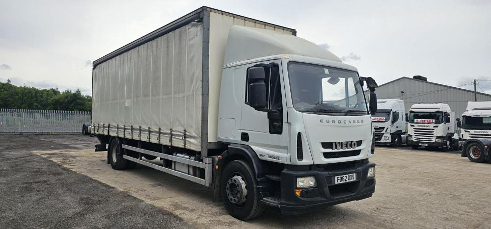 Iveco 18 ton curtain tail lift - Камион со церада: слика 4 Iveco 18 ton curtain tail lift - Камион со церада: слика 4