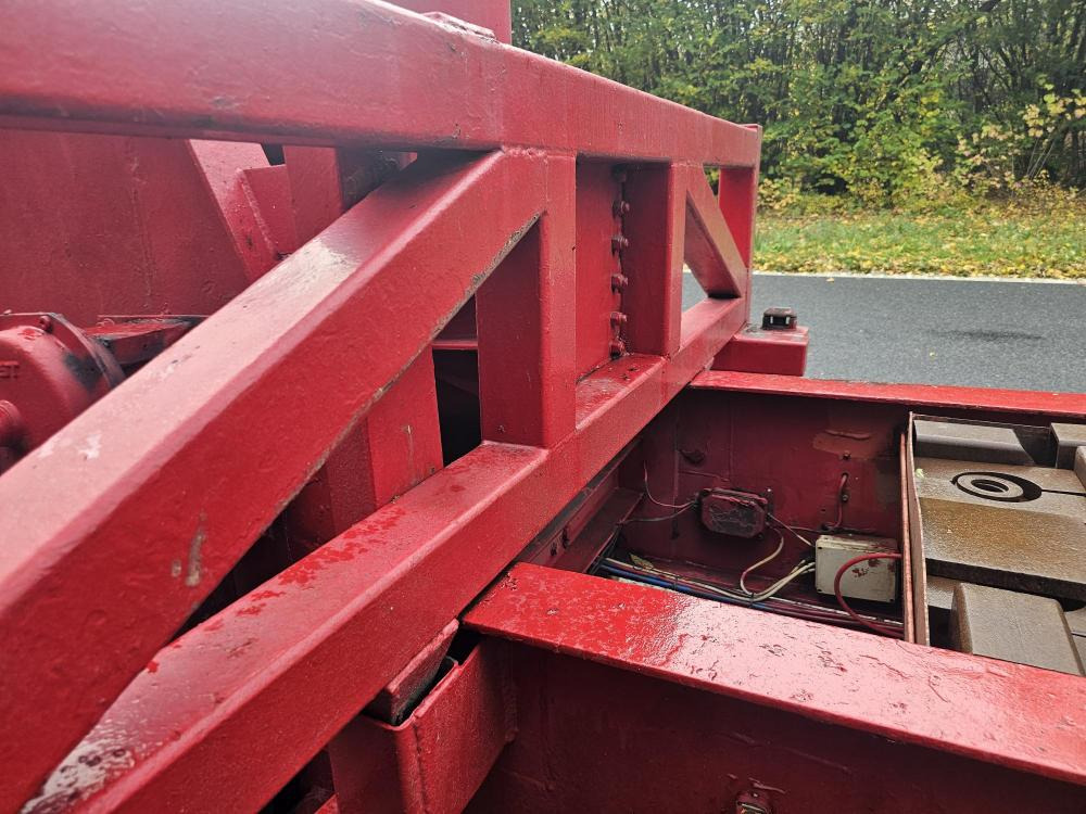 Jgc Tipping skelly - Транспортер на контејнер/ Полуприколка со променливо тело: слика 4 Jgc Tipping skelly - Транспортер на контејнер/ Полуприколка со променливо тело: слика 4