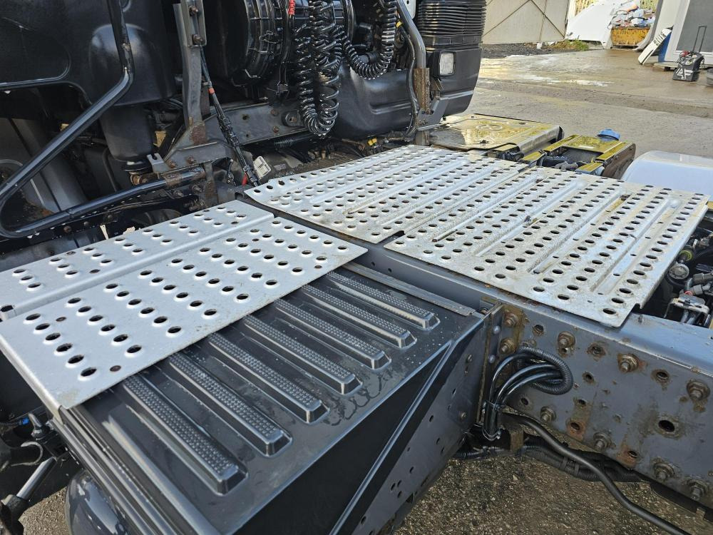 Renault Premium 430 4x2 - Камион влекач: слика 4 Renault Premium 430 4x2 - Камион влекач: слика 4