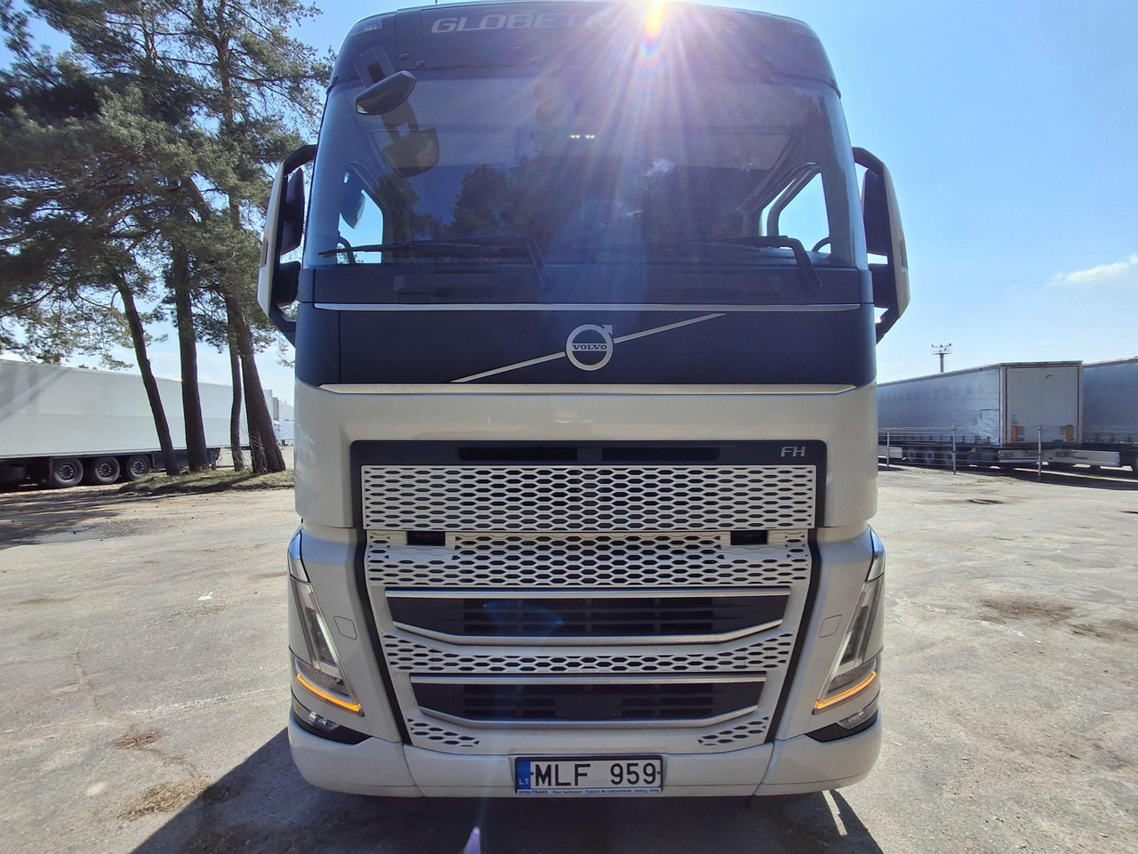 2022/2023 Volvo FH 500 Globetrotter XL - Камион влекач: слика 2 2022/2023 Volvo FH 500 Globetrotter XL - Камион влекач: слика 2
