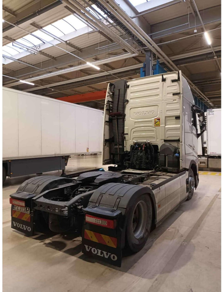 2023 Volvo FH 460 Globetrotter XL i-Save - Камион влекач: слика 3 2023 Volvo FH 460 Globetrotter XL i-Save - Камион влекач: слика 3