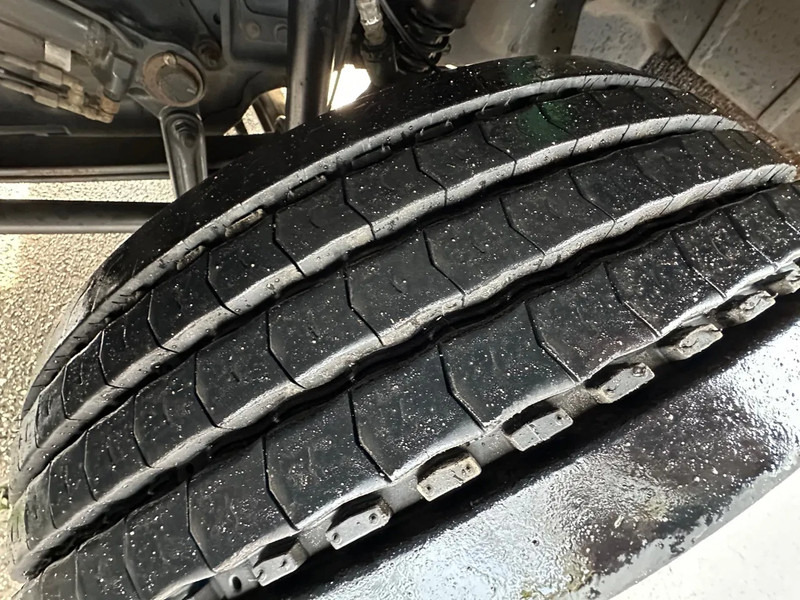 Mercedes-Benz Atego 1018 / NL TRUCK / LOW KM / AIRCO / EURO 6 / BOX+LIFT+SIDE DOOR / 10T / AUTOMATIC - Камион сандучар: слика 5 Mercedes-Benz Atego 1018 / NL TRUCK / LOW KM / AIRCO / EURO 6 / BOX+LIFT+SIDE DOOR / 10T / AUTOMATIC - Камион сандучар: слика 5