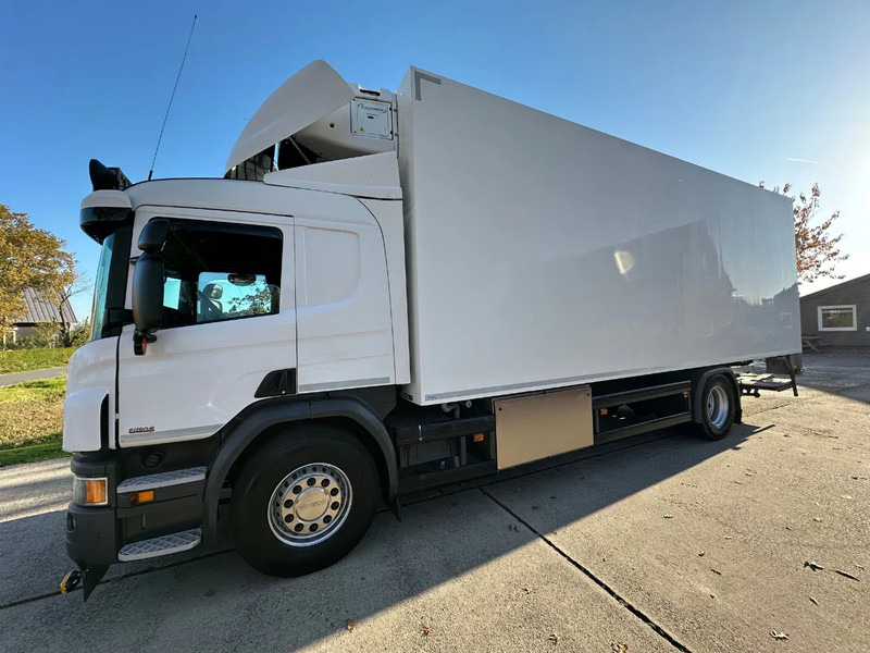 Scania P280 / NL TRUCK / EURO 6 / FULL AIR / CARRIER SUPRA 1250 / TOPCONDITION / LIFT+DOORS - Камион ладилник: слика 4 Scania P280 / NL TRUCK / EURO 6 / FULL AIR / CARRIER SUPRA 1250 / TOPCONDITION / LIFT+DOORS - Камион ладилник: слика 4