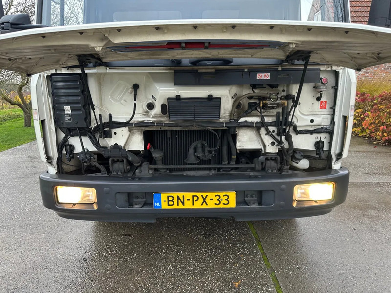 Volvo FL 612 180 / 12T / NL TRUCK / EURO3 / ANALOG / MANUAL / LEAF SPRING / BOX+LIFT / LOW KM - Камион сандучар: слика 3 Volvo FL 612 180 / 12T / NL TRUCK / EURO3 / ANALOG / MANUAL / LEAF SPRING / BOX+LIFT / LOW KM - Камион сандучар: слика 3