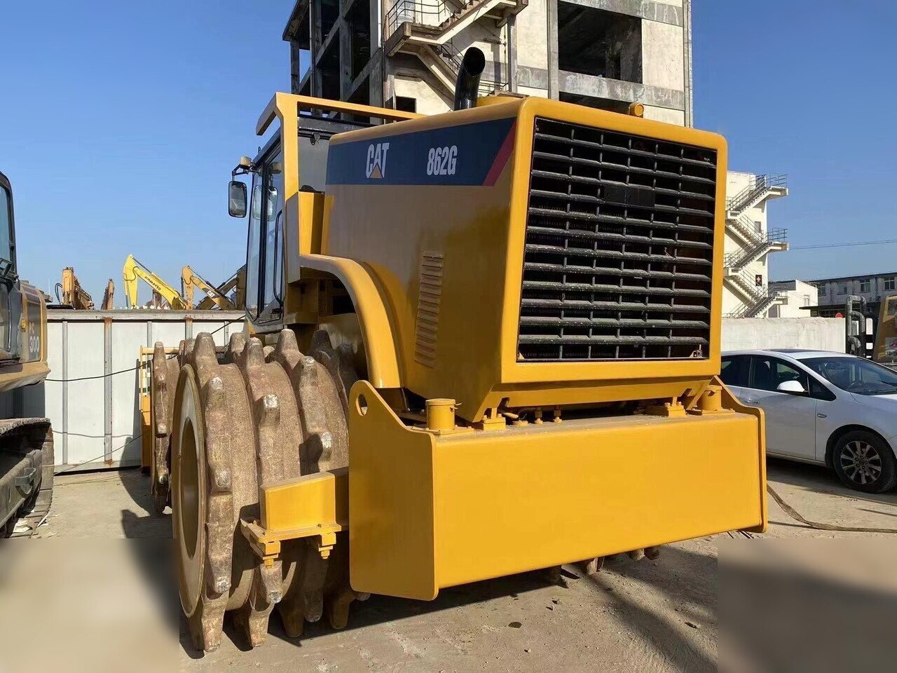 CATERPILLAR 826G - Компактор: слика 5 CATERPILLAR 826G - Компактор: слика 5