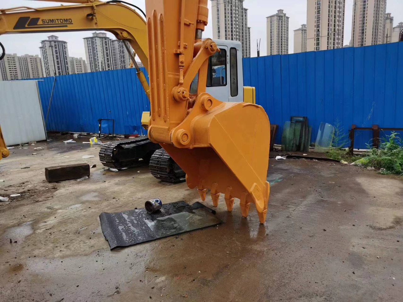 HYUNDAI 210W-7 - Багер на тркала: слика 5 HYUNDAI 210W-7 - Багер на тркала: слика 5