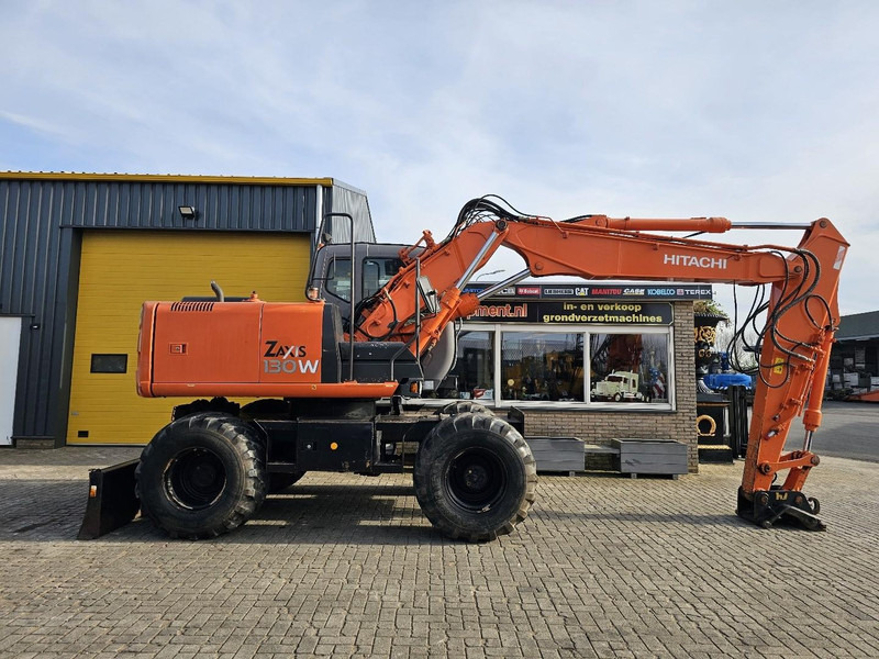 Hitachi ZAXIS 130 W - Багер на тркала: слика 5 Hitachi ZAXIS 130 W - Багер на тркала: слика 5