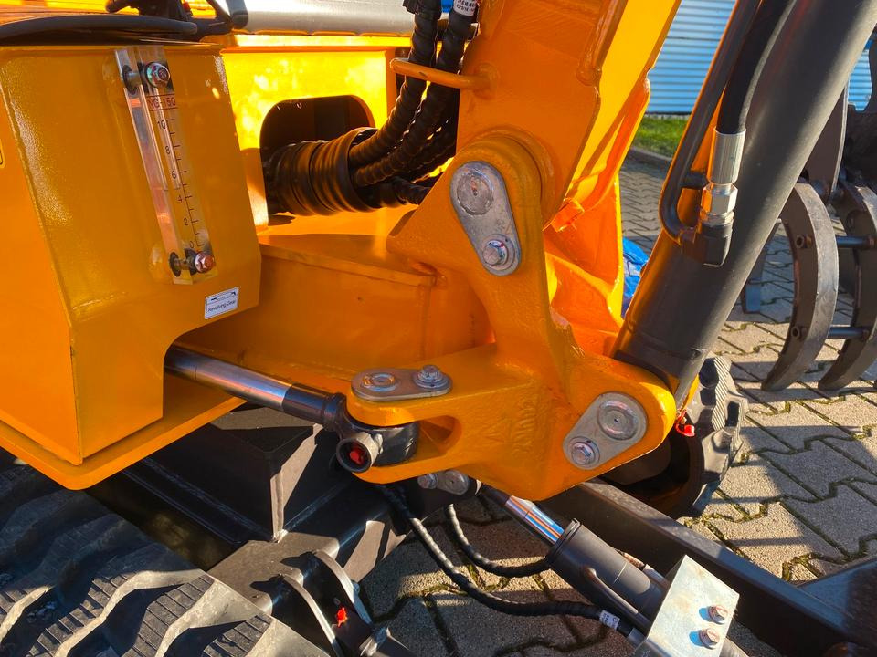 Мини багер Minibagger BK1500JS + Zubehör *INKL.19% MWST*BERGER KRAUS*KUBOTA*JOYSTICK*ZUBEHÖRPAKET*SOFORT!*: слика 9
