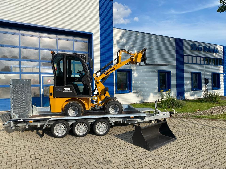 Radlader/Hoflader BK906 Kabine inkl. Tieflader und Gabel/Schaufelpaket *INKL.19% MWST*BERGER KRAUS*PERKINS*SOFORT!* - Земјоделски натоварувач, Приколка: слика 1 Radlader/Hoflader BK906 Kabine inkl. Tieflader und Gabel/Schaufelpaket *INKL.19% MWST*BERGER KRAUS*PERKINS*SOFORT!* - Земјоделски натоварувач, Приколка: слика 1