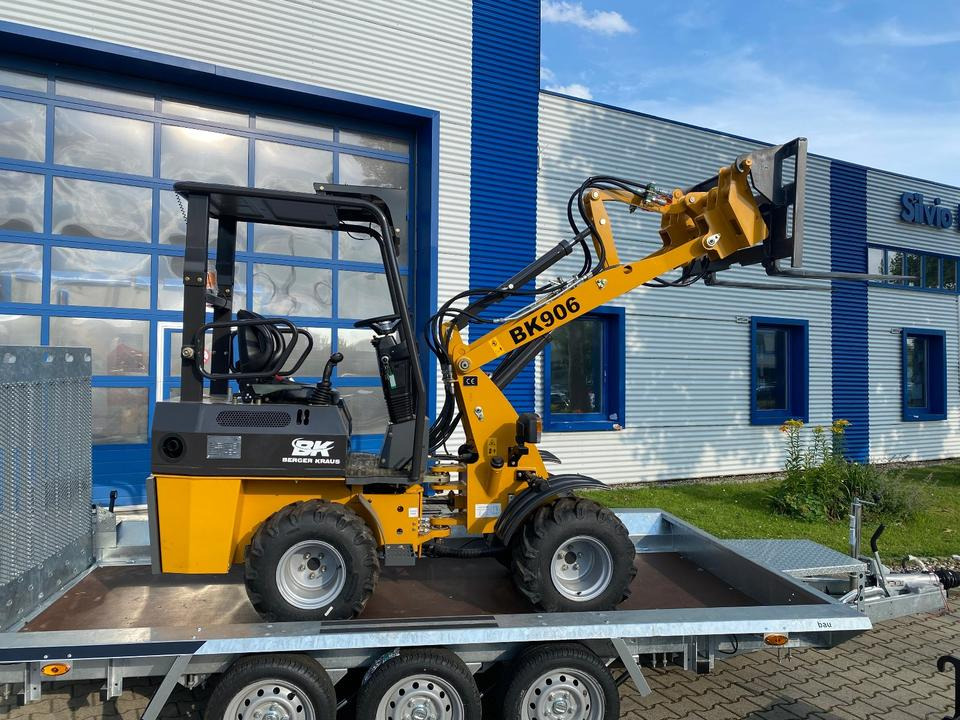 Radlader/Hoflader BK906 inkl. Tieflader und Gabel/Schaufelpaket *INKL.19% MWST*BERGER KRAUS*PERKINS*SOFORT!* - Земјоделски натоварувач, Приколка: слика 5 Radlader/Hoflader BK906 inkl. Tieflader und Gabel/Schaufelpaket *INKL.19% MWST*BERGER KRAUS*PERKINS*SOFORT!* - Земјоделски натоварувач, Приколка: слика 5
