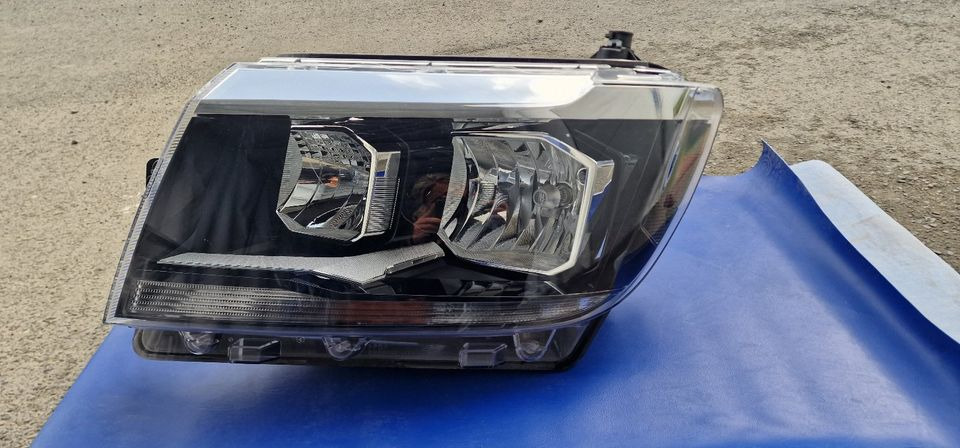VW Crafter/ MAN TGE Halogen Scheinwerfer Links 7C1.941.005 - Предни светла за Камион: слика 1 VW Crafter/ MAN TGE Halogen Scheinwerfer Links 7C1.941.005 - Предни светла за Камион: слика 1
