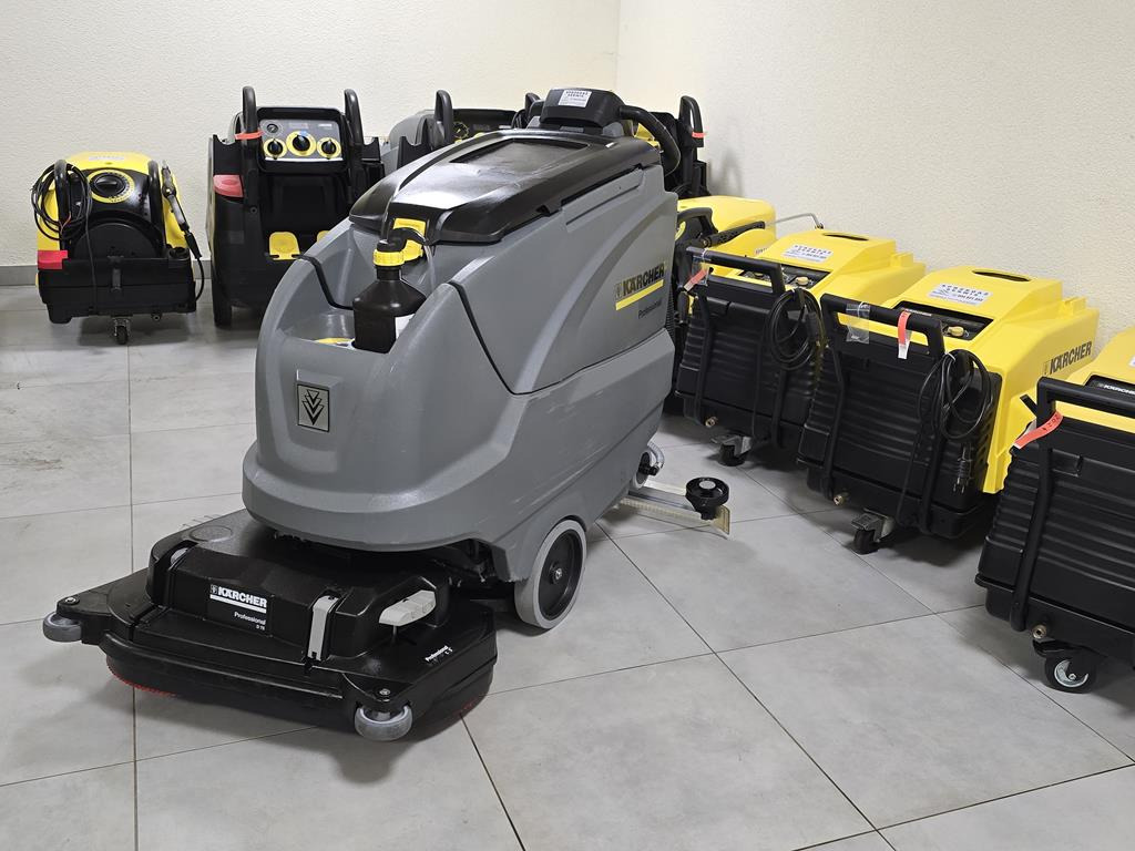 KÄRCHER B80 W + D 75 S (disk 2022 YEAR) - Машина за чистење подови: слика 1 KÄRCHER B80 W + D 75 S (disk 2022 YEAR) - Машина за чистење подови: слика 1