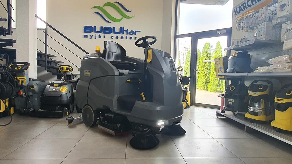 KÄRCHER Szorowarka Zamiatarka KARCHER B200 R Dose SB Serwis GWARANCJA 2019 YEAR - Машина за чистење подови: слика 1 KÄRCHER Szorowarka Zamiatarka KARCHER B200 R Dose SB Serwis GWARANCJA 2019 YEAR - Машина за чистење подови: слика 1
