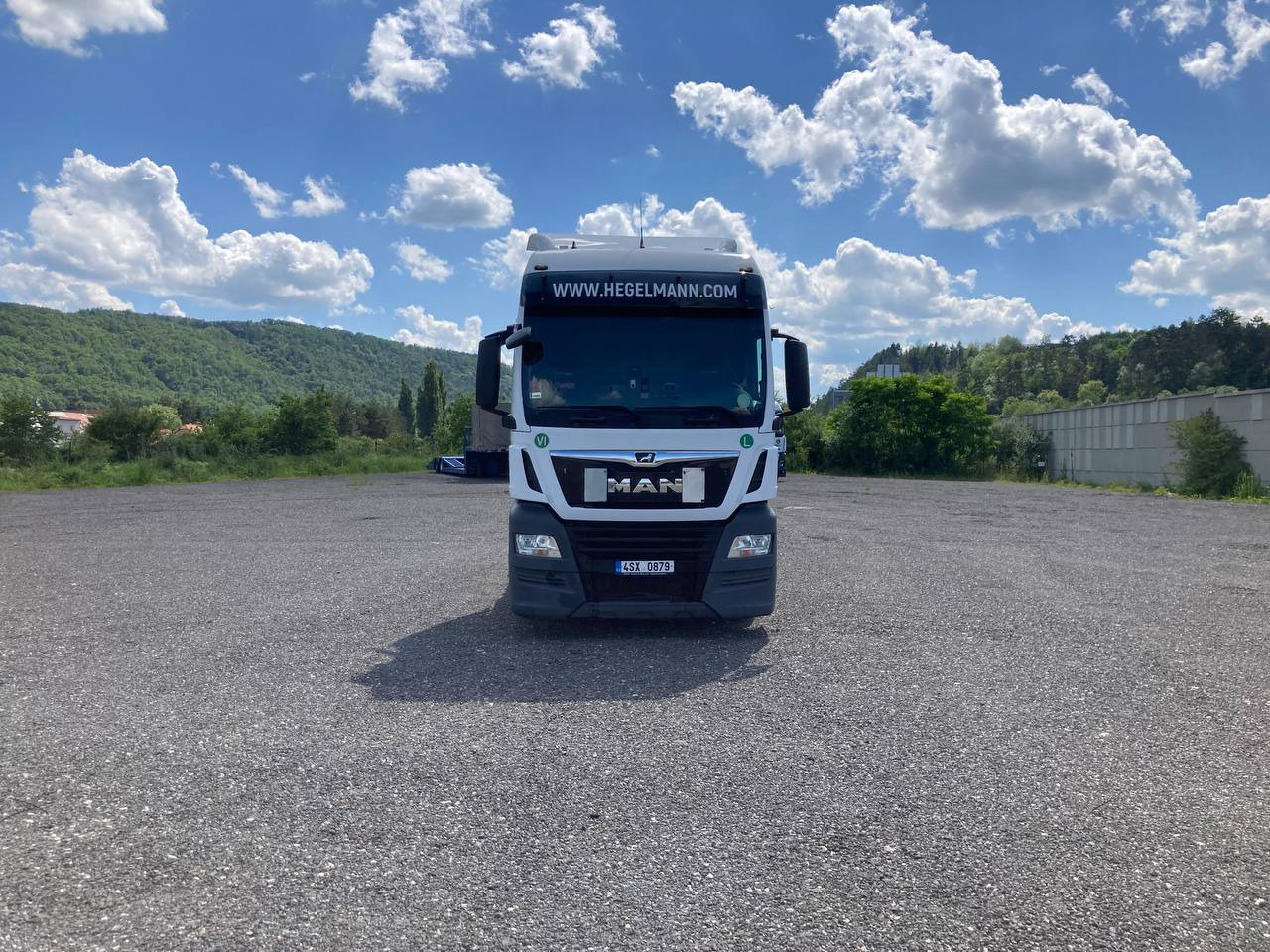 MAN TGX 18.500 XXL*MEGA*2xTANK*RETARDER*LLS-U*2018* - Камион влекач: слика 1 MAN TGX 18.500 XXL*MEGA*2xTANK*RETARDER*LLS-U*2018* - Камион влекач: слика 1