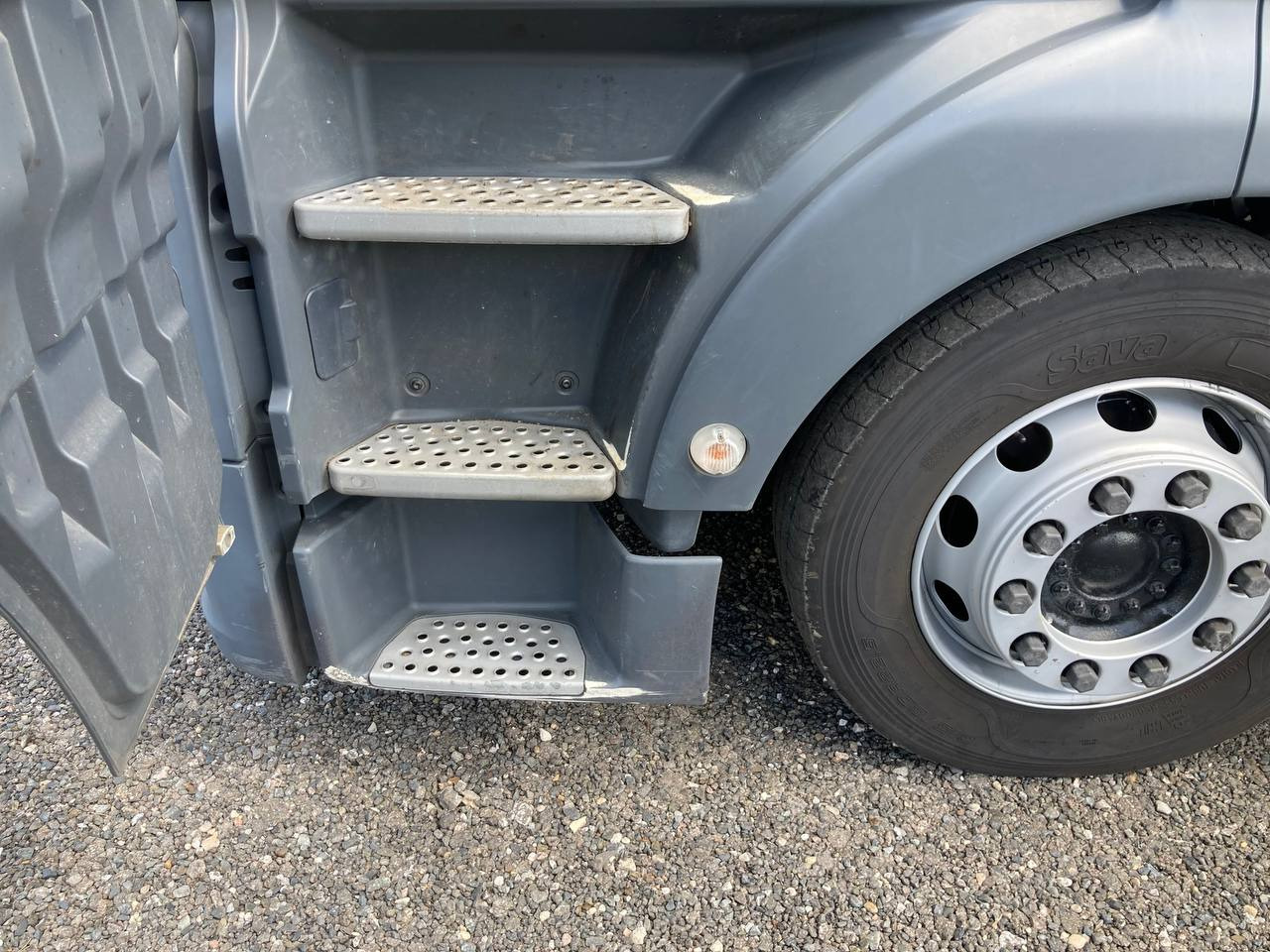 MAN TGX 18.500 XXL*MEGA*2xTANK*RETARDER*LLS-U*2018* - Камион влекач: слика 5 MAN TGX 18.500 XXL*MEGA*2xTANK*RETARDER*LLS-U*2018* - Камион влекач: слика 5