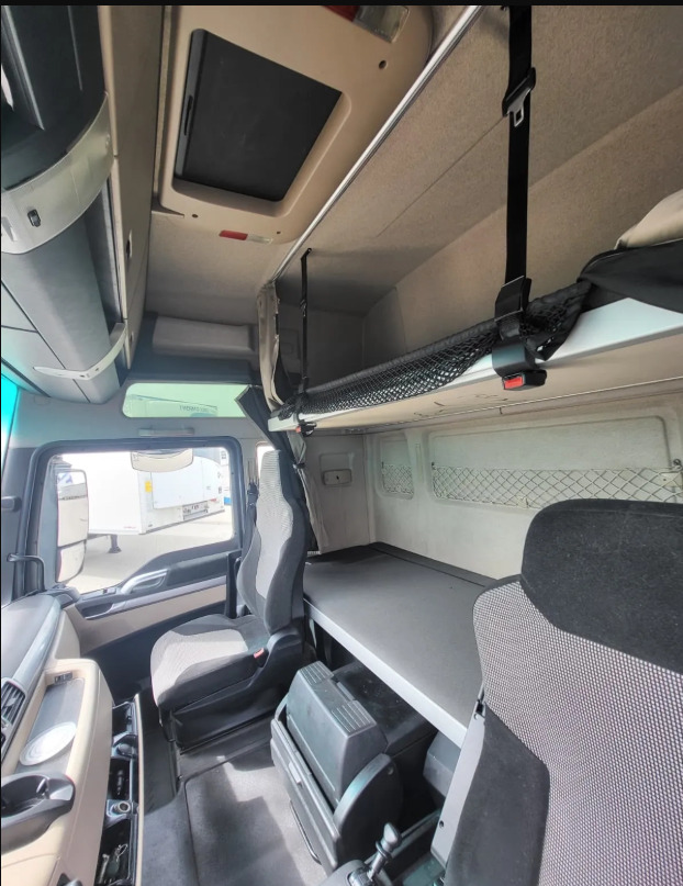 MAN TGX18.500 XXL*2xTANK*RETARDER - Камион влекач: слика 5 MAN TGX18.500 XXL*2xTANK*RETARDER - Камион влекач: слика 5